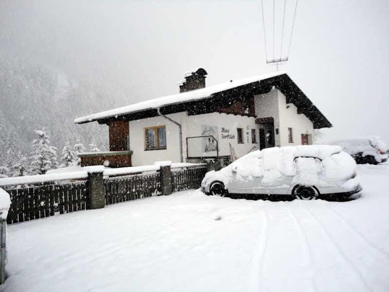 Haus Dorfblick Hotel Pragraten Exterior photo